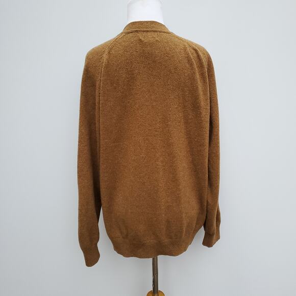 LL Bean Grandpa Cardigan Sweater Brown Lambswool Wooden Buttons Pockets Large - Picture 10 of 16